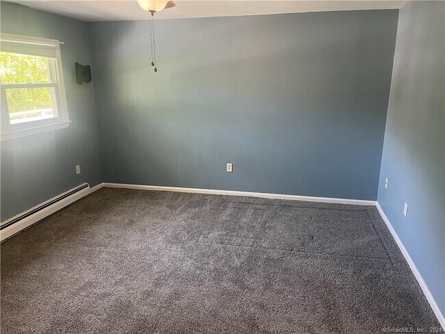 Foto del edificio - 18 Peggy Ln