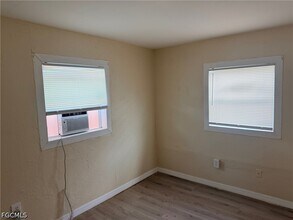 Building Photo - 332 Stockton St