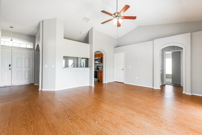Foto del edificio - 1710 James Pointe Dr
