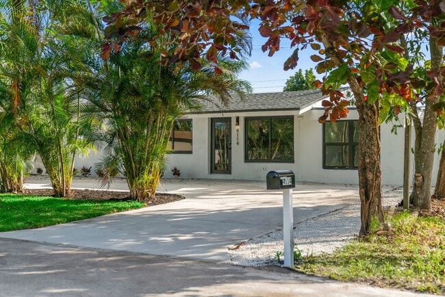 Photo - 4114 SW 49th Ct House