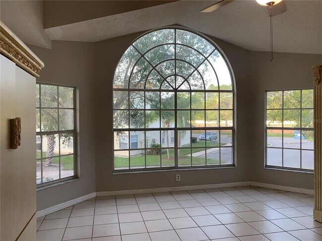 Building Photo - 5015 Laguna Bay Cir