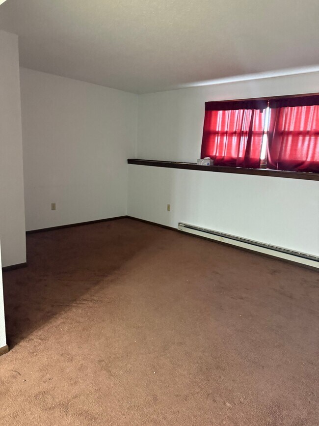 Foto del edificio - 906 1st Ave NE