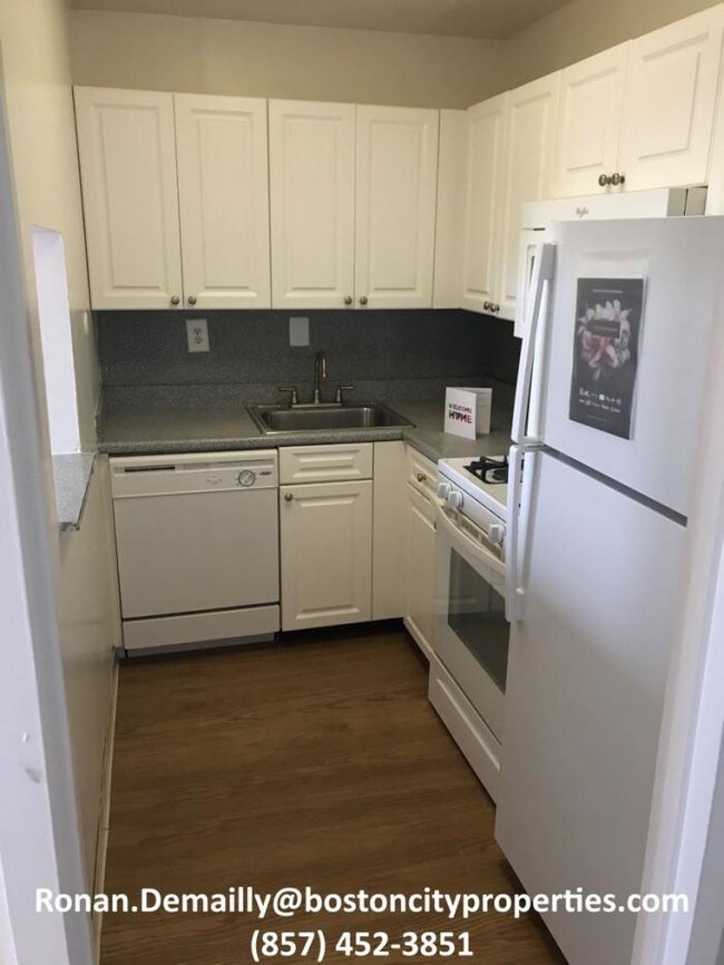 Foto del edificio - bedroom in Boston MA 02120