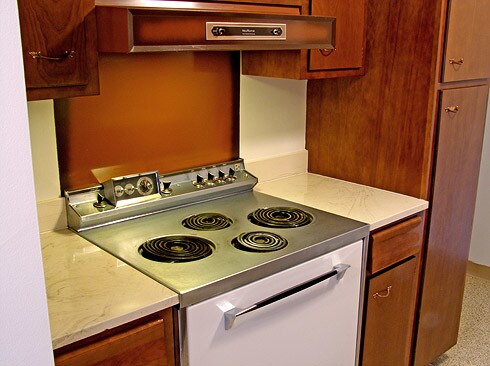 Foto del edificio - Creek View Apartment Homes 8817 w 35th st.