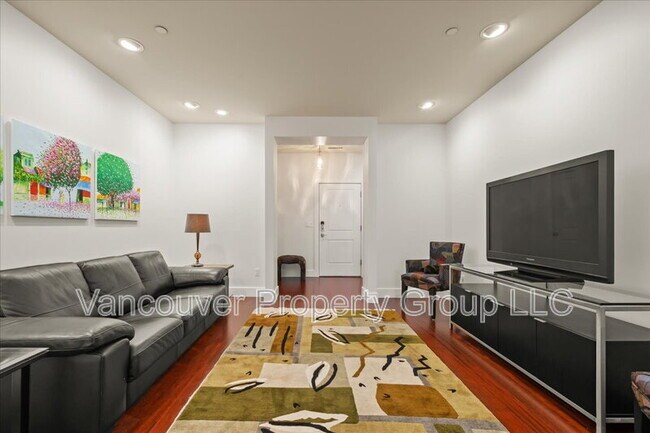 Foto del edificio - 500 Broadway St