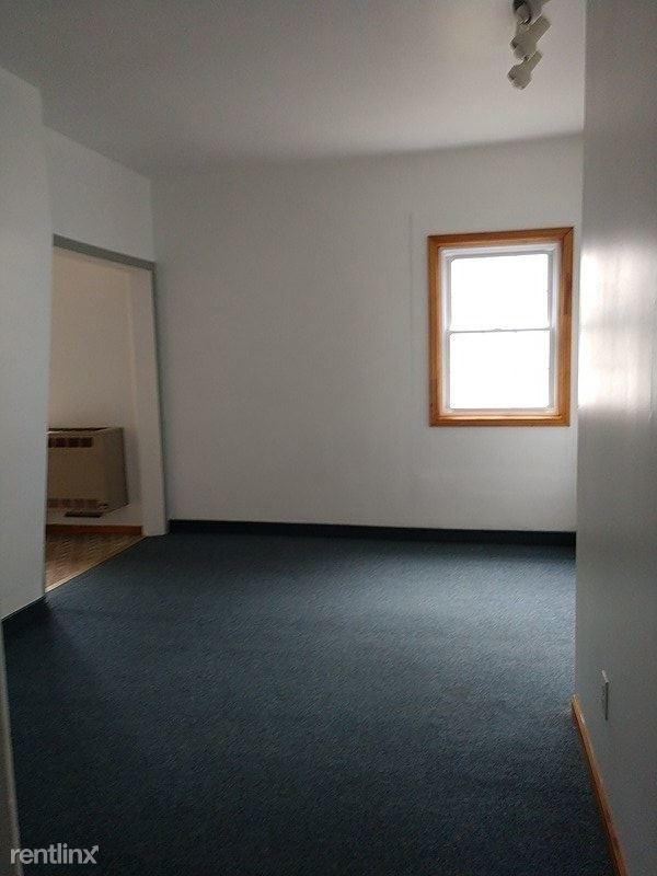 Foto del edificio - 1 br, 1 bath Apartment - 214 Walnut Street 3