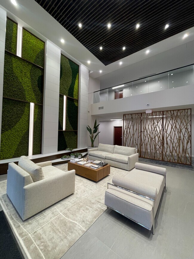 The Hiatus Apartments in Beachwood, OH