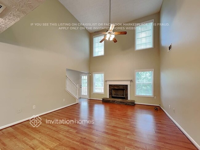 Building Photo - 3586 Valley Bluff Ln