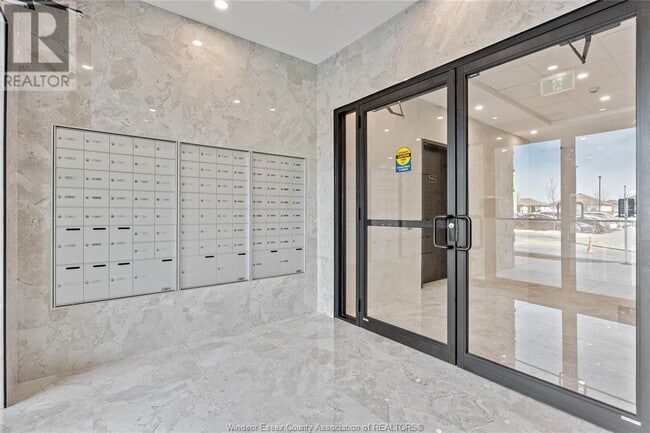 Building Photo - 4775 Walker Rd