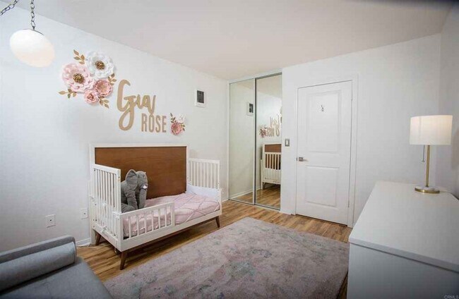 Foto del edificio - 2930 Broadway