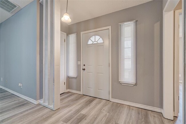 Foto del edificio - 9913 S Klein Ave