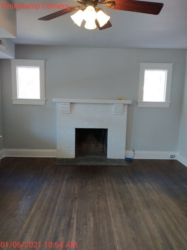 Foto del edificio - 2027-2028 9 bedroom / 4.5 baths  School Year Location PERFECT for students, in the heart of the UVA