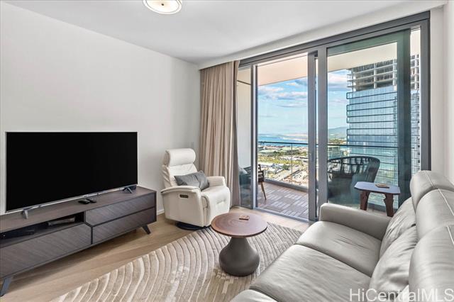 Building Photo - 1000 Auahi St