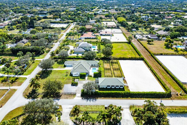 Foto del edificio - 14628 Drafthorse Ln