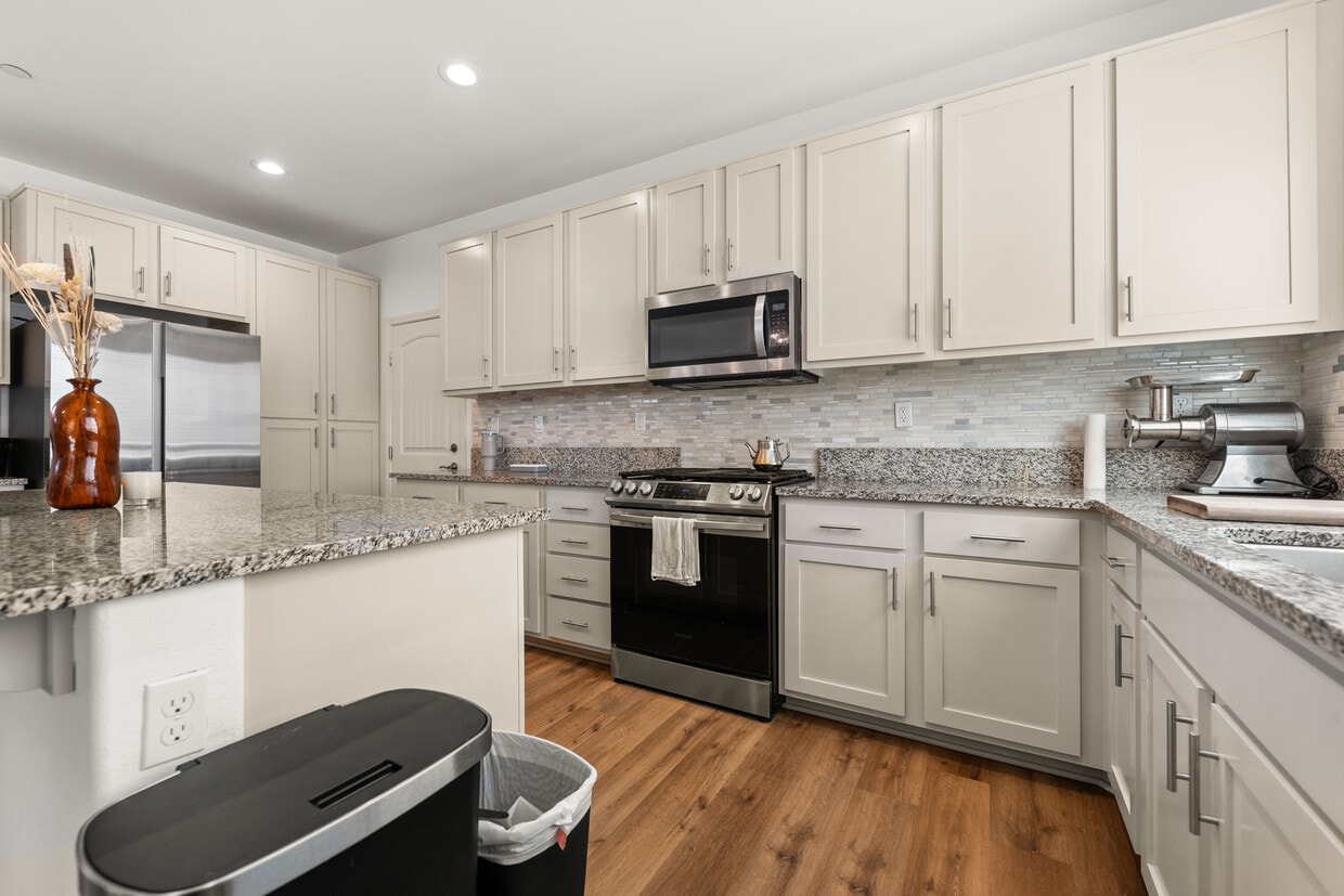 Foto principal - 1321 Ortega St