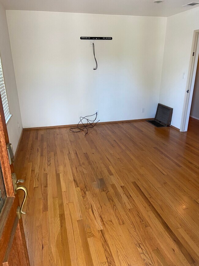 3340 Caspian Ave, Long Beach, CA 90810 House Rental in Long Beach, CA