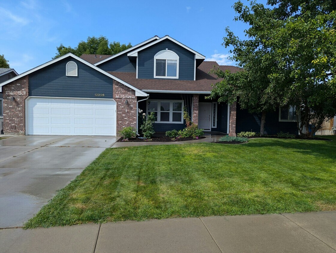 Primary Photo - 12396 W Driftwood Dr
