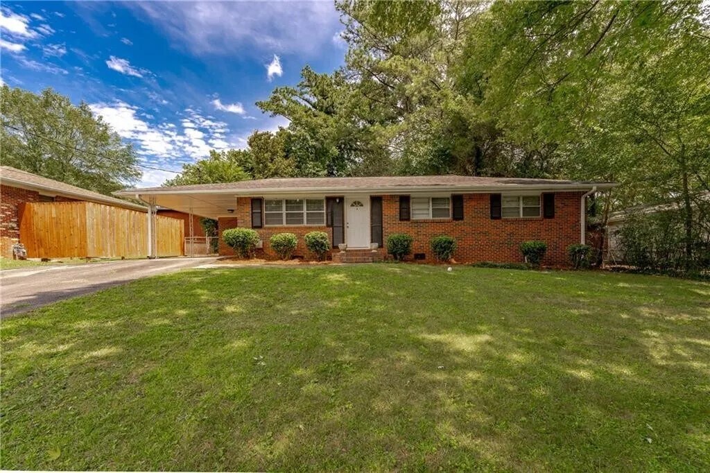 Foto principal - 421 Oriole Dr SE