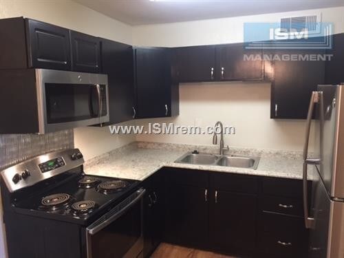 Building Photo - Oak View Apartments