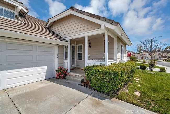 Building Photo - 23863 Bennington Dr