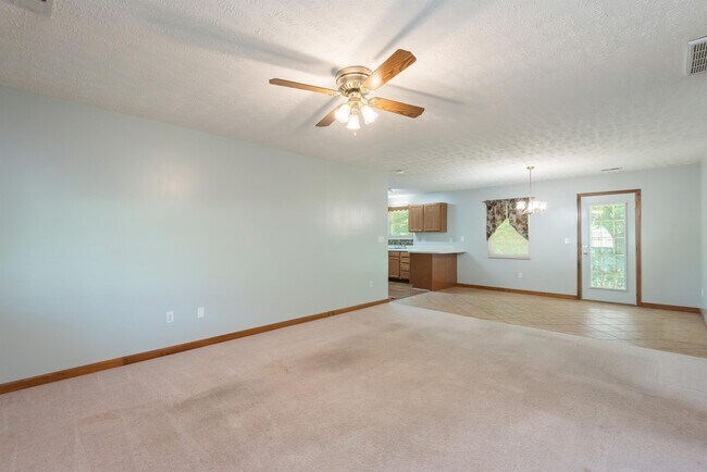 Building Photo - 4939 Stewart Ridge Rd