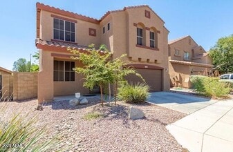 Building Photo - 1414 S 118th Dr