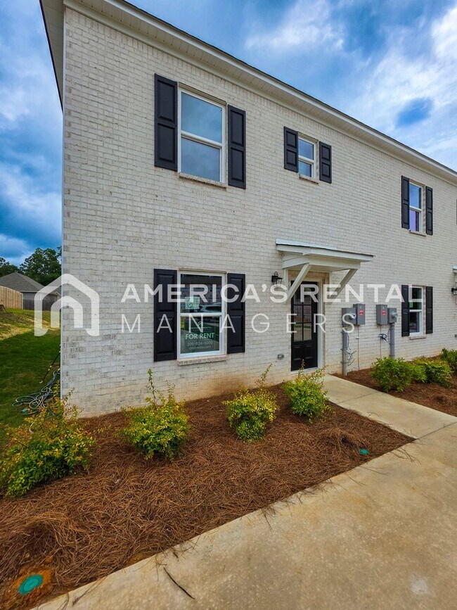 Foto del edificio - New Construction for Rent in Clanton, AL!