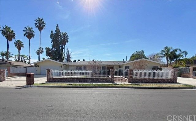 Building Photo - 19128 Prairie St