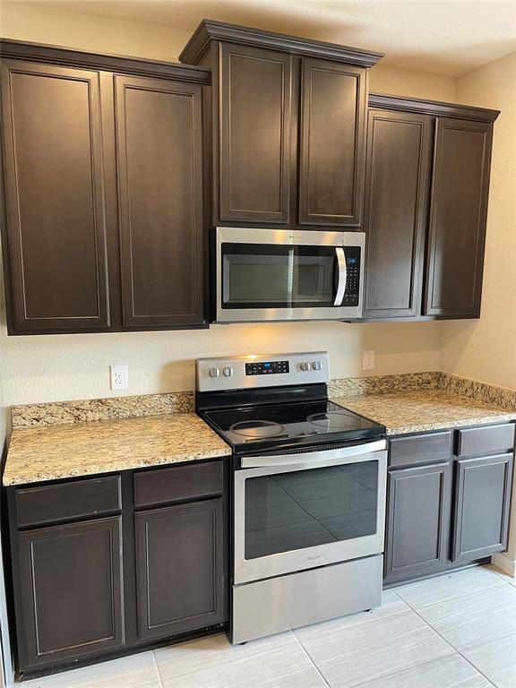 Foto del edificio - 1579 Violet Ln