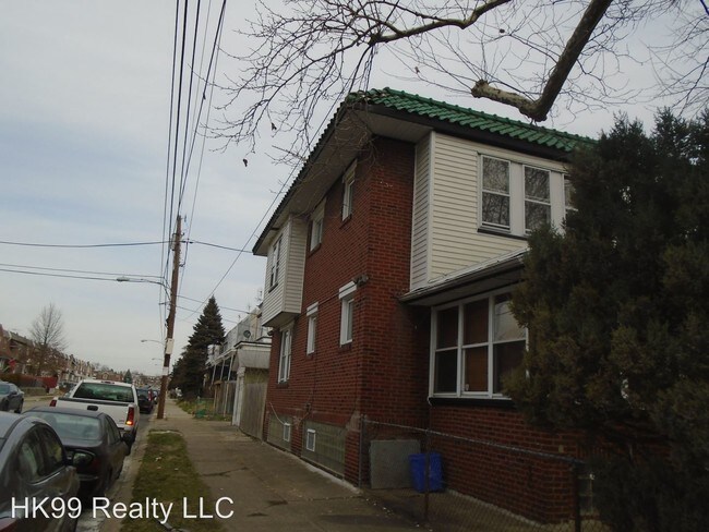Building Photo - 1651 E Cheltenham Ave
