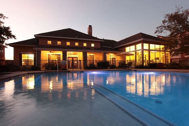 Building Photo - Cypress Creek at Fayridge Drive Apartment ...