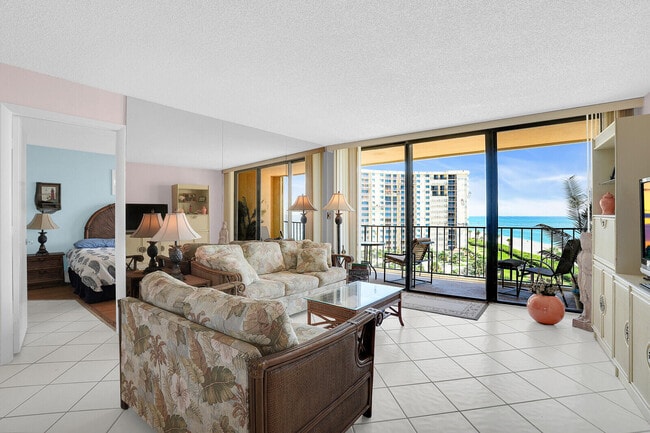 Building Photo - 100 Ocean Trail Way