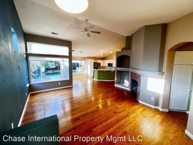 Foto del edificio - 2 br, 2 bath House - 10675 Arbor Way