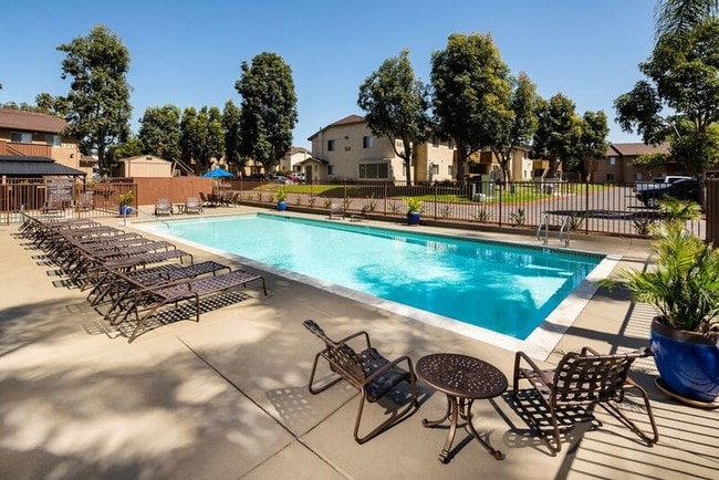 Building Photo - Ocean Breeze