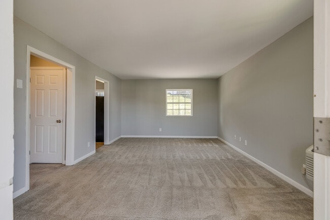 Photo - Maplehurst Apartments