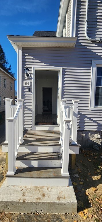 Building Photo - 84 4th Ave