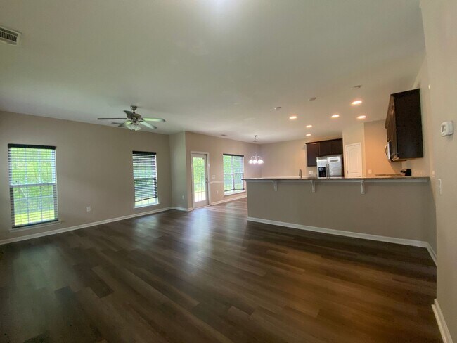 Building Photo - 2 Story Home Located in Dunham Marsh