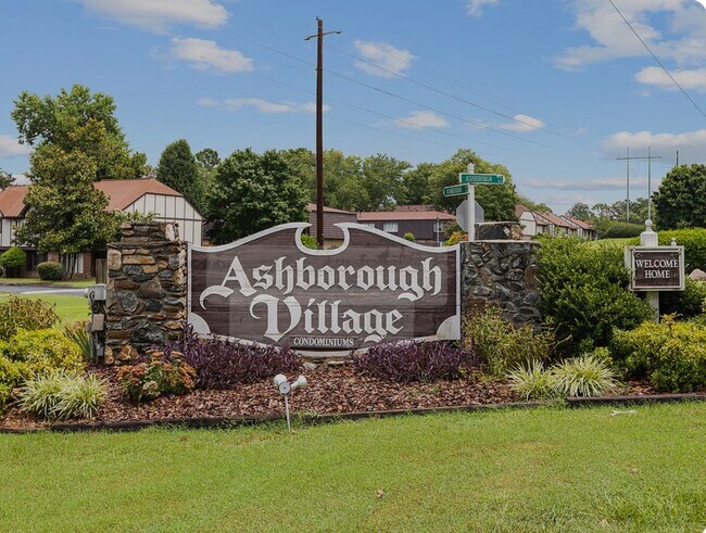 Foto del edificio - 1807 Ashborough Cir SE