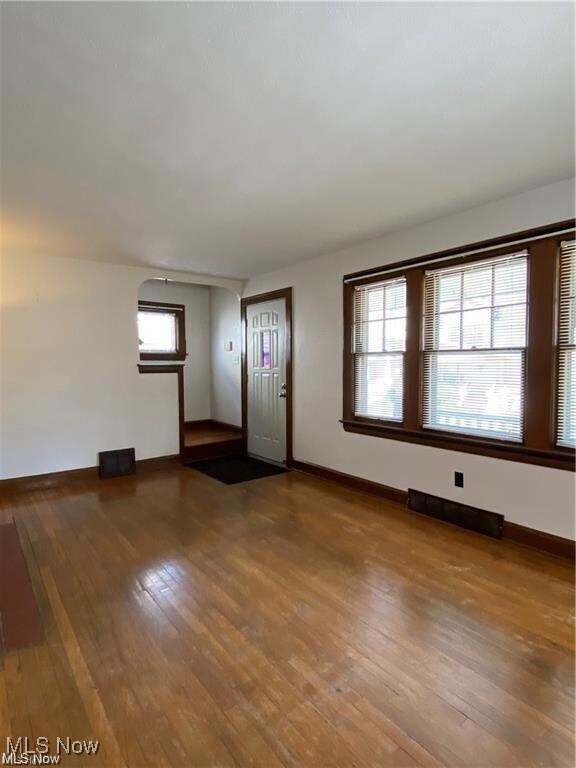 Foto del edificio - 3384 W 91st St