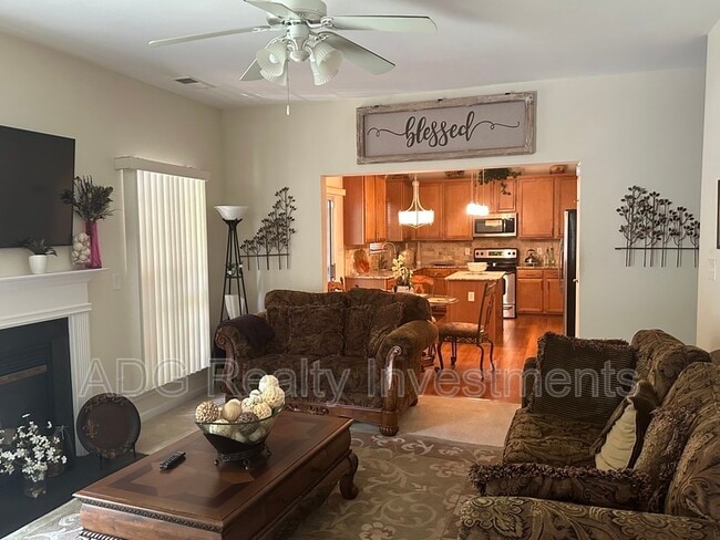 Building Photo - 6629 Pattonsburg Dr