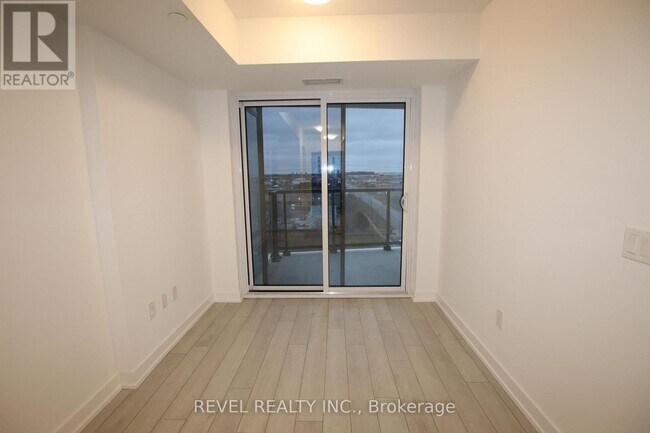 Photo du bâtiment - 1480 Bayly St