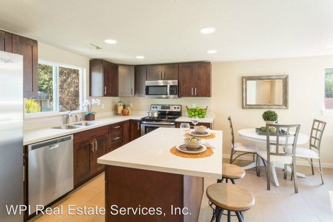 Foto del edificio - 2327 NE 86th St