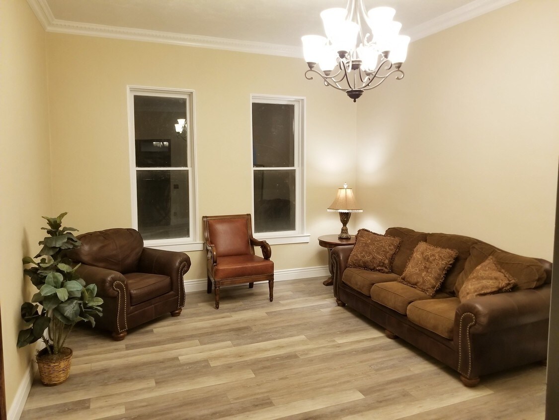 22 N Bridge St, Saint Anthony, ID 83445 Apartments in Saint Anthony, ID