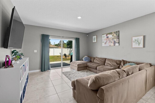Building Photo - 9 Ryley Ln