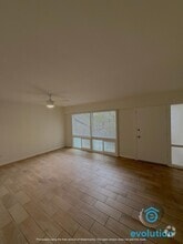 Building Photo - 1111 Adella Ave