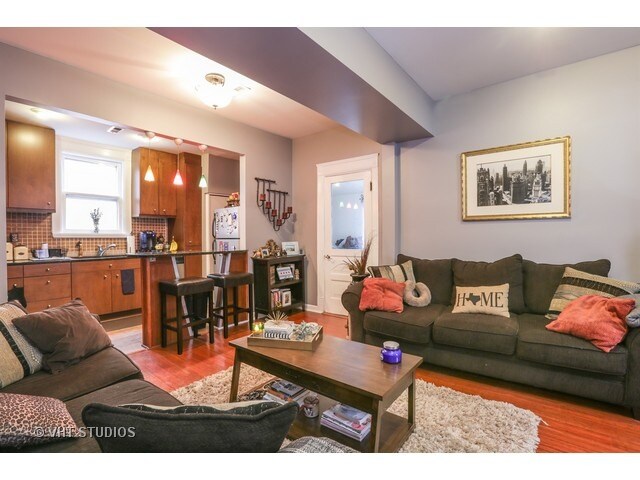 Primary Photo - 2221 N Lincoln Ave