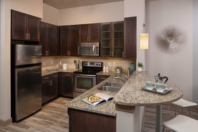 Building Photo - Elle of Buckhead