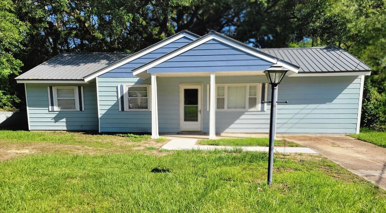 4108 Ridgedale Rd, Mobile, AL 36609 House Rental in Mobile, AL