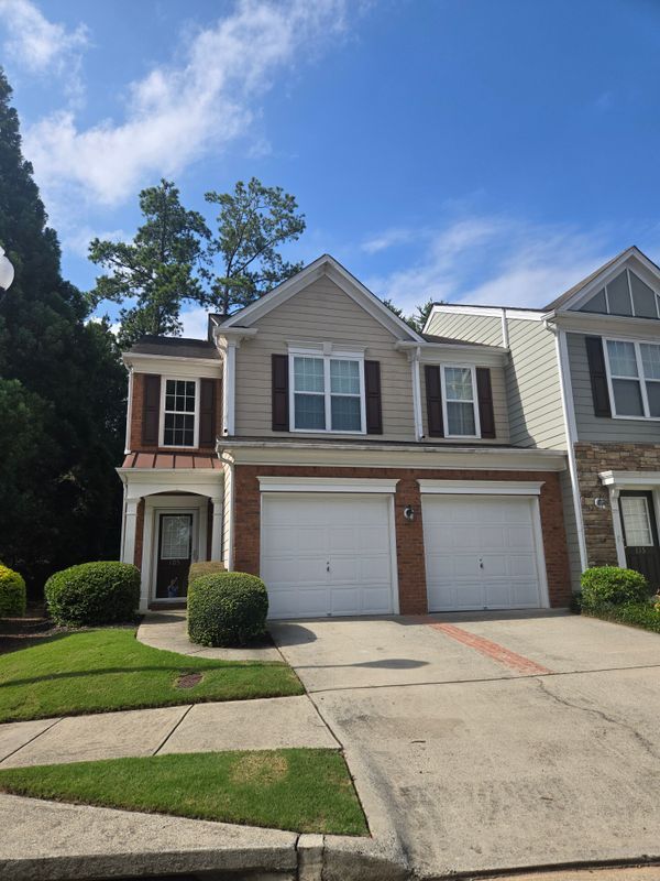 Foto del edificio - 105 Finchley Dr