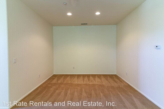 Building Photo - 3 br, 2 bath House - 15333 Oak Tree Dr Uni...